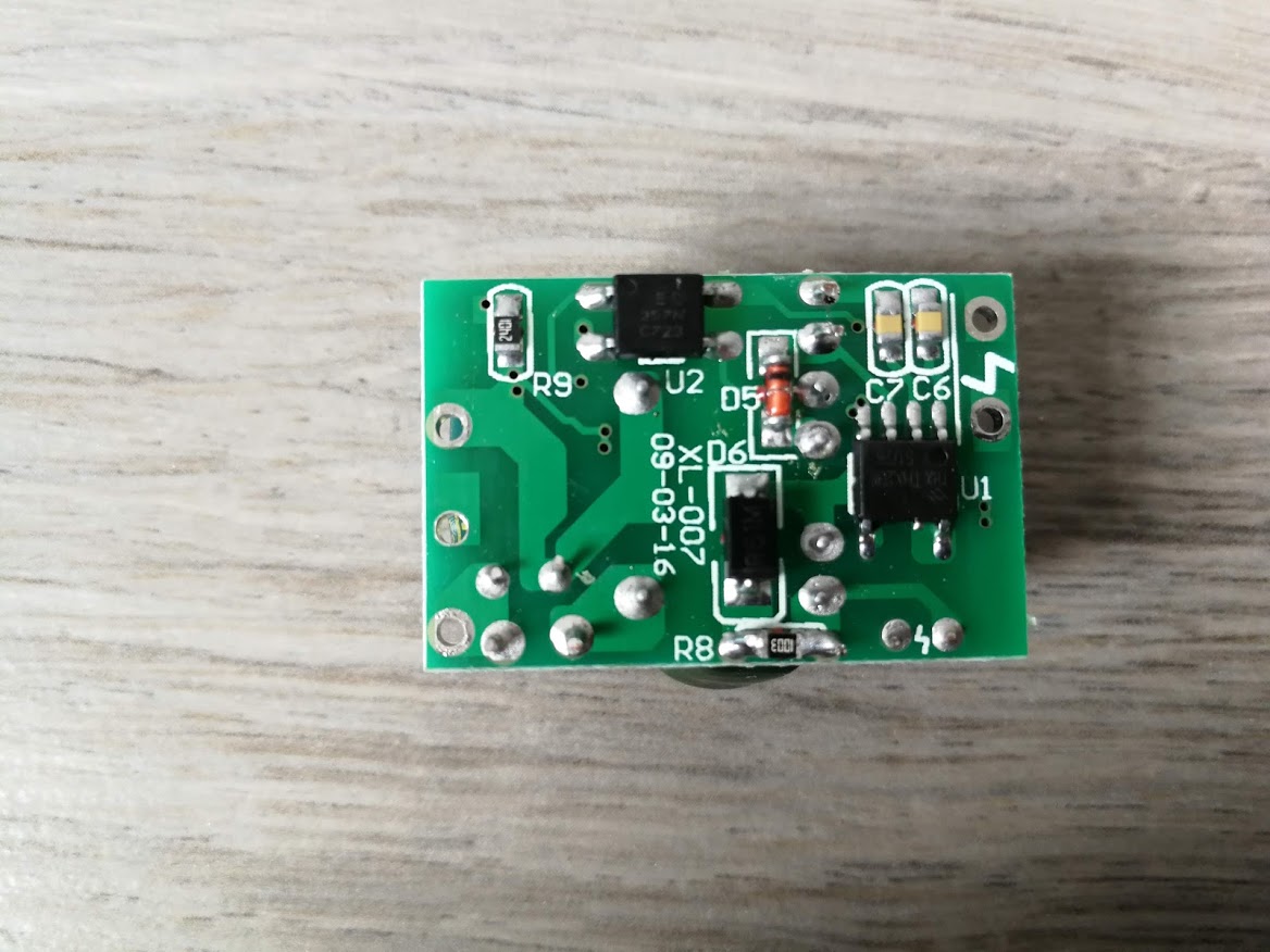 Noord Ongeldig tafel AC-DC omvormer 230v naar 5v - Go2Tech